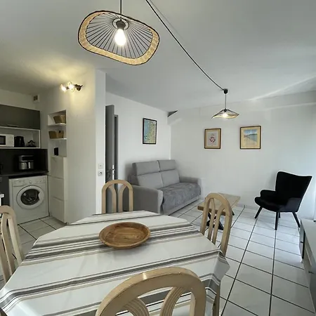 T2 Avec Terrasse Et Piscine à Vieux-boucau, Idéal Pour Les ! - Fr-1-379-18 Appartamento